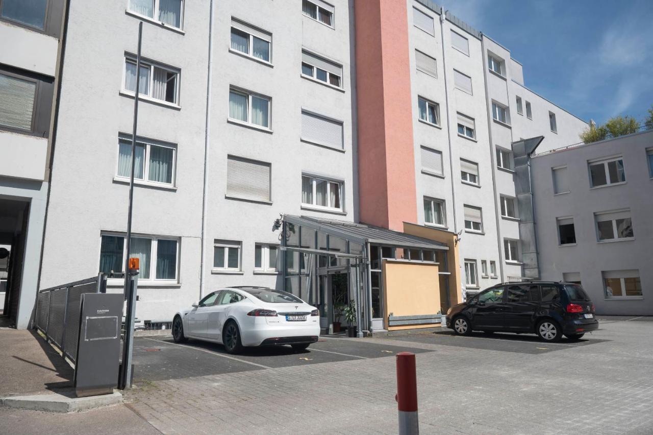 Hotel Astoria Stuttgart City Exteriör bild