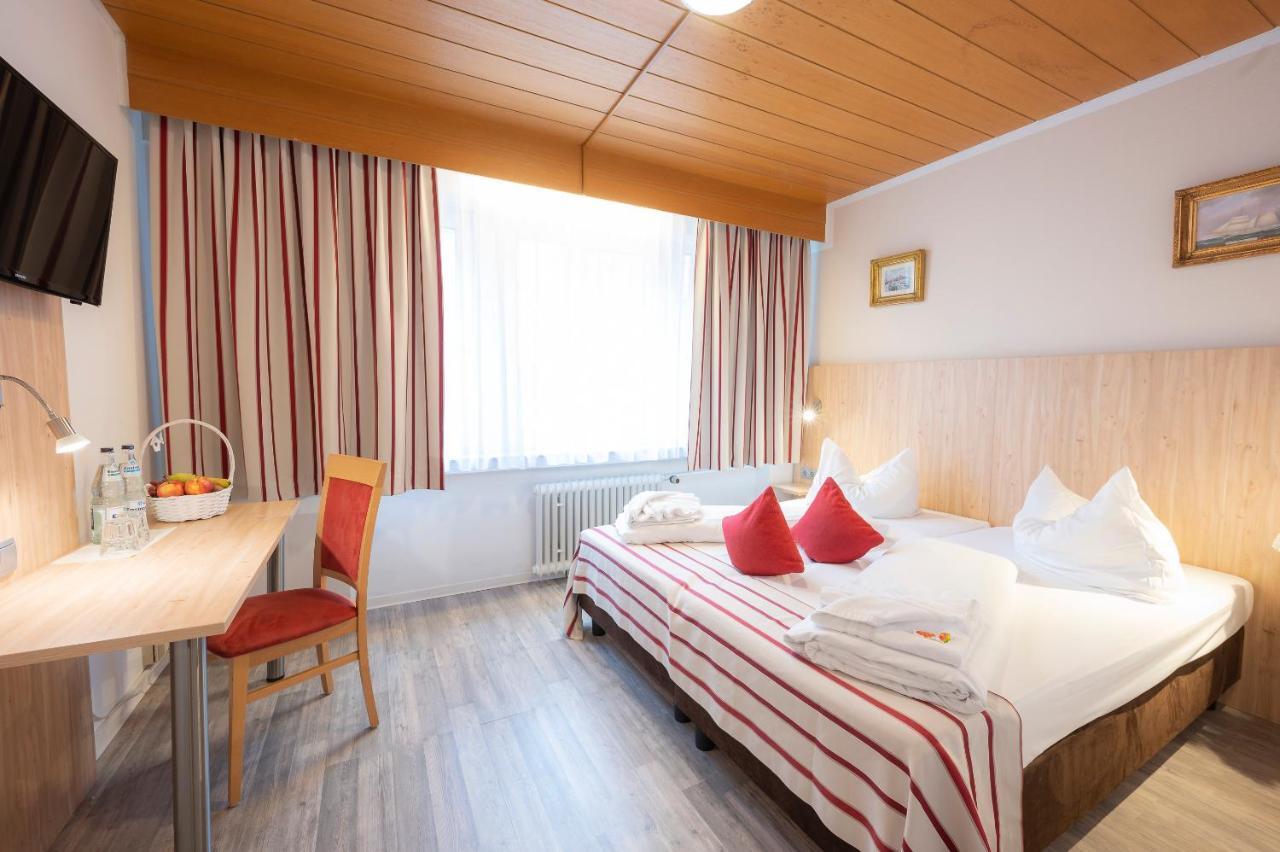 Hotel Astoria Stuttgart City Exteriör bild