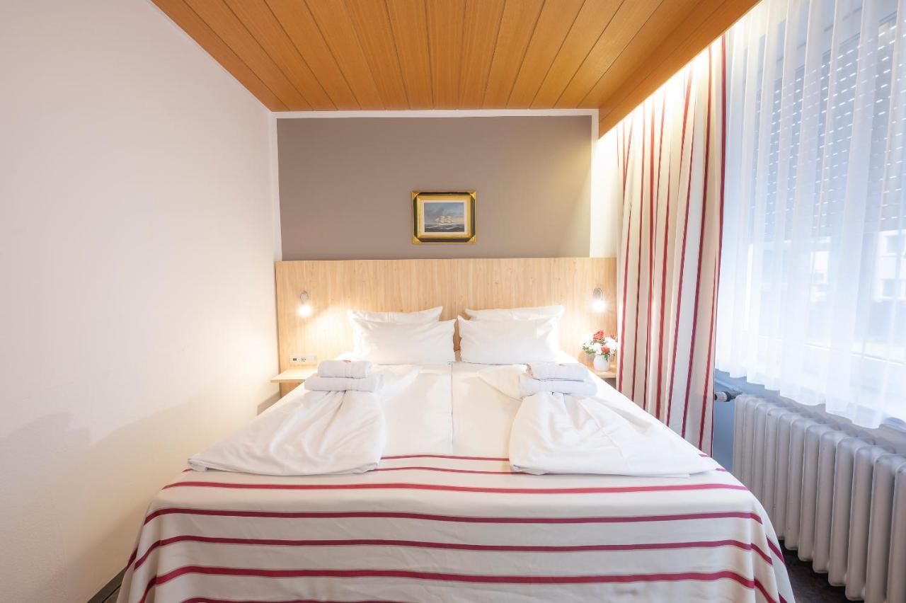 Hotel Astoria Stuttgart City Exteriör bild