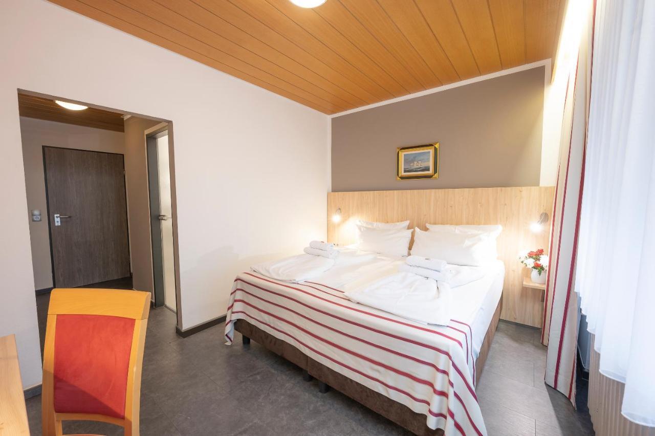 Hotel Astoria Stuttgart City Exteriör bild